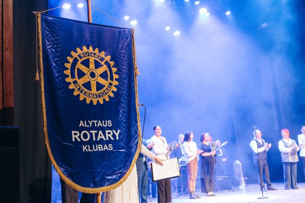 571098009 1235833371916345 6001875231307291141 N